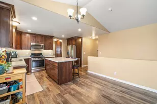 1087 S 1010 W, Tooele, UT 84074 - Photo 8