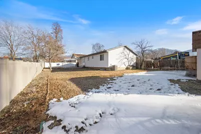 1490 S 135 W, Orem, UT 84058 - Photo 32
