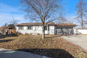 1490 S 135 W, Orem, UT 84058 - Photo 38