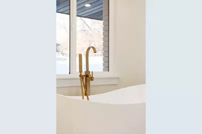 7647 S Twin Lakes Cir, Draper, UT 84020 - Photo 46