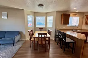 116 E Resaca Dr, Sandy, UT 84070 - Photo 4