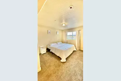116 E Resaca Dr #F2, Sandy, UT 84070 - Photo 14