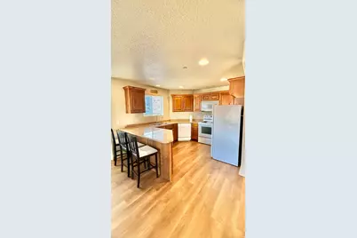116 E Resaca Dr #F2, Sandy, UT 84070 - Photo 8