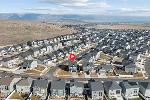 166 N Diamond Back Dr, Saratoga Springs, UT 84045 - Photo 32