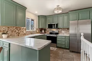 1476 E Kayscreek Dr, Layton, UT 84040 - Photo 4