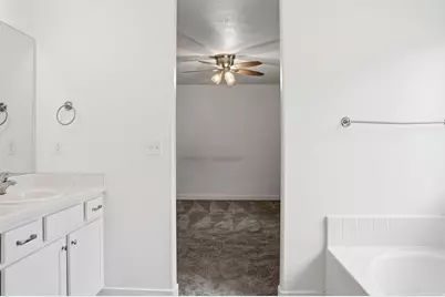 3027 S Red Pine Dr, Saratoga Springs, UT 84045 - Photo 16