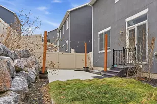 3027 S Red Pine Dr, Saratoga Springs, UT 84045 - Photo 24