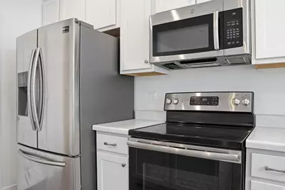 3027 S Red Pine Dr, Saratoga Springs, UT 84045 - Photo 10