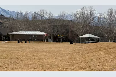 3393 E Peregrine Rd, Eagle Mountain, UT 84005 - Photo 22