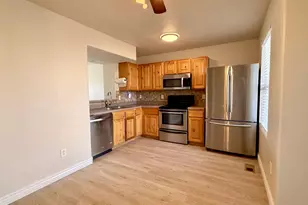 3393 E Peregrine Rd, Eagle Mountain, UT 84005 - Photo 6