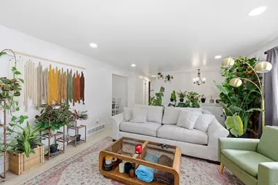 846 W 2600 N, Clinton, UT 84015 - Photo 4