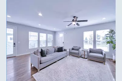 11371 S Abbey Mill Dr, South Jordan, UT 84009 - Photo 2