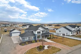 472 W 2300 S, Richfield, UT 84701 - Photo 2