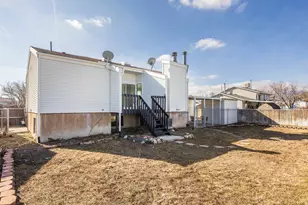 6374 W 3100 S, West Valley, UT 84128 - Photo 32