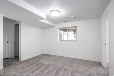 6374 W 3100 S, West Valley, UT 84128 - Photo 28