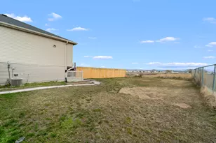 2423 S 3300 W, Syracuse, UT 84075 - Photo 50