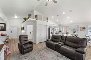 2423 S 3300 W, Syracuse, UT 84075 - Photo 4