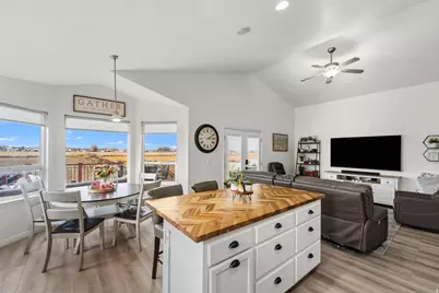 2423 S 3300 W, Syracuse, UT 84075 - Photo 6