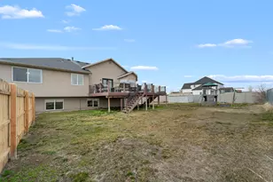 2423 S 3300 W, Syracuse, UT 84075 - Photo 52