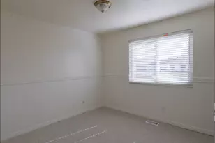 1033 E 825 N, Layton, UT 84040 - Photo 24