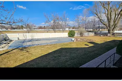 1033 E 825 N, Layton, UT 84040 - Photo 16