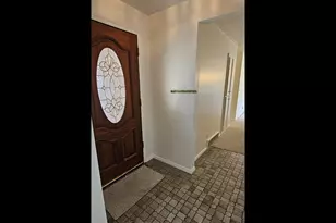 1033 E 825 N, Layton, UT 84040 - Photo 6