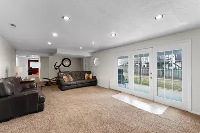 2232 E Lone Eagle Ln S, Sandy, UT 84092 - Photo 16