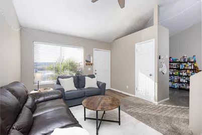 1050 E 500 S #15, Saint George, UT 84770 - Photo 4