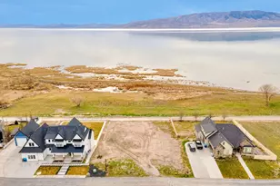 272 S Sunset Dr, Vineyard, UT 84059 - Photo 1