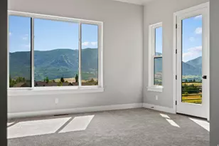 5713 E Elkhorn Dr, Eden, UT 84310 - Photo 36