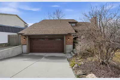 10286 S Edgecliff Dr, Sandy, UT 84092 - Photo 2