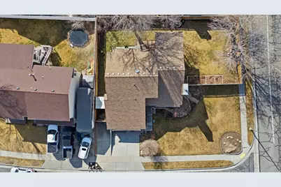 10286 S Edgecliff Dr, Sandy, UT 84092 - Photo 46