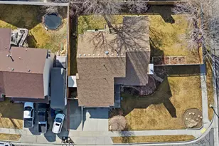 10286 S Edgecliff Dr, Sandy, UT 84092 - Photo 46