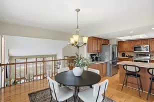 10286 S Edgecliff Dr, Sandy, UT 84092 - Photo 14