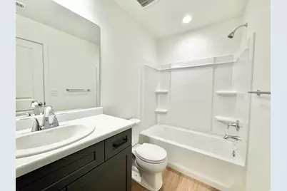 1650 N Main St, Layton, UT 84041 - Photo 16