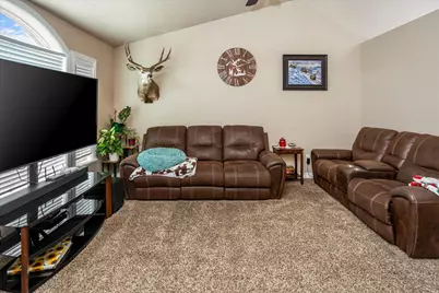 458 W 275 S, Tremonton, UT 84337 - Photo 6