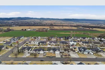 575 N 850 E, Wellsville, UT 84339 - Photo 40