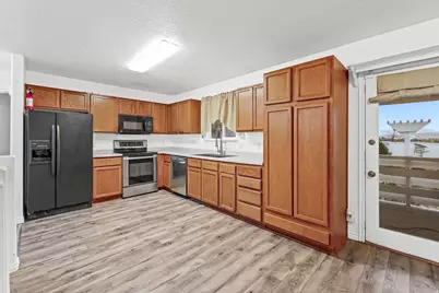 1507 Falcon Ln #123, Eagle Mountain, UT 84005 - Photo 8