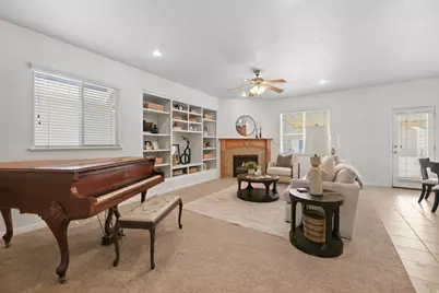 3979 W Scarsborough Ln, West Jordan, UT 84084 - Photo 8