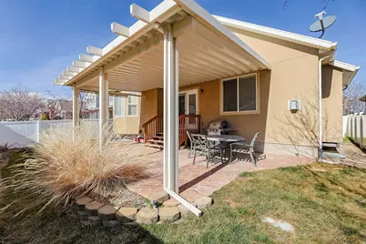 3979 W Scarsborough Ln, West Jordan, UT 84084 - Photo 26