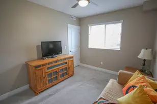 1225 E Wolf Hollow Ln, Holladay, UT 84117 - Photo 20