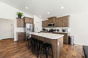 412 Flagstone Dr, Santaquin, UT 84655 - Photo 10