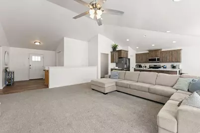 412 Flagstone Dr, Santaquin, UT 84655 - Photo 8