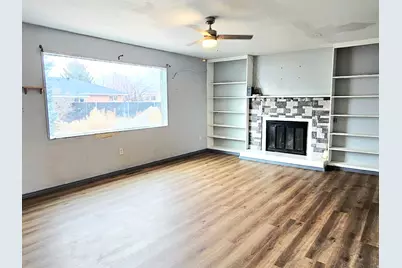 670 W 200 N, Vernal, UT 84078 - Photo 8