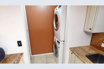 9188 S Jefferson Pl W, Sandy, UT 84070 - Photo 6