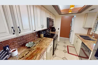 9188 S Jefferson Pl W, Sandy, UT 84070 - Photo 4