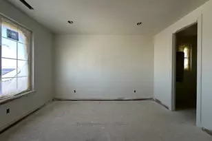 2136 N 725 W, Centerville, UT 84014 - Photo 10