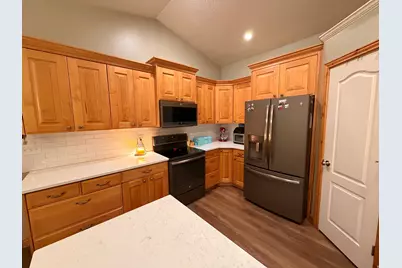 2463 S 660 W, Nibley, UT 84321 - Photo 14