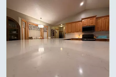 2463 S 660 W, Nibley, UT 84321 - Photo 8