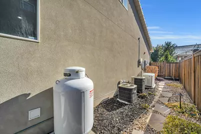 1917 E Aspen Leaf Pl, Draper, UT 84020 - Photo 64